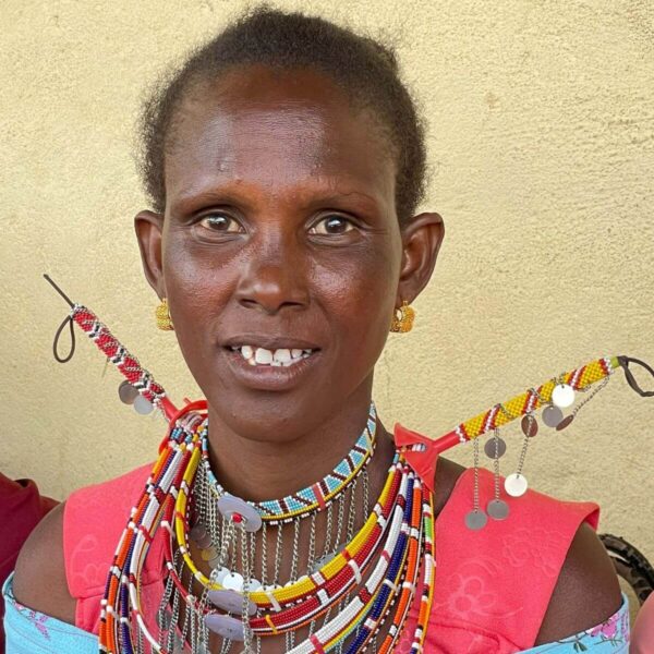 Postcard set - Massai women - Image 6
